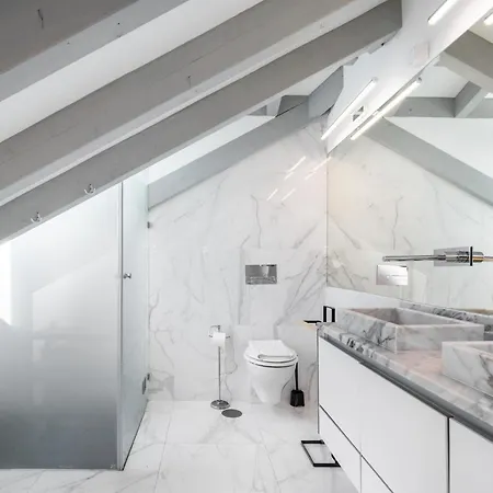 Whome | Premium Duplex Perfect For Business & Families Apartmán